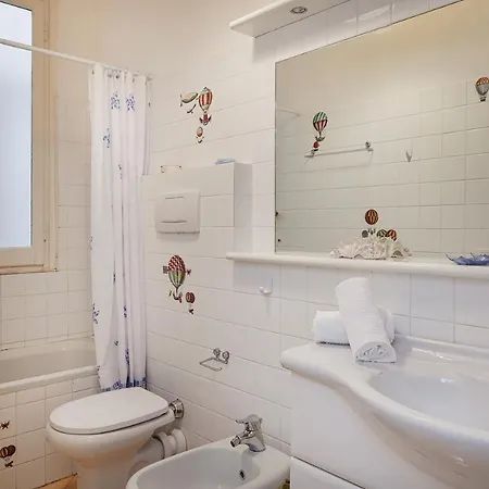 Apartment Al Porto Di Santa Margherita By Wonderful Italy *